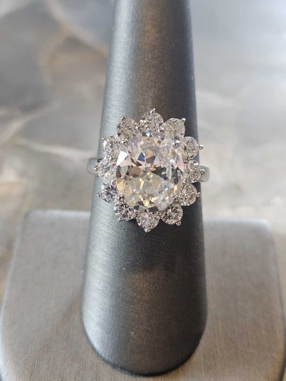 Sparkling Oval Halo CZ Ring in Clear Silver Tone